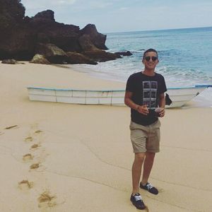 Meet your Posher, Luis